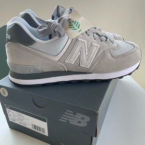 NWT New Balance 574 unisex sneakers